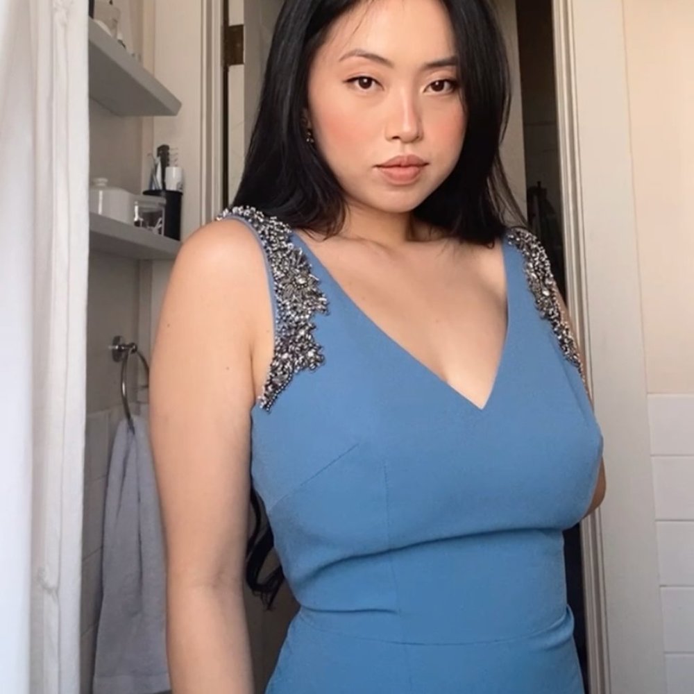 STUNNING Blue Gown, Size 8 *VIDEO IN DESCRIPTION*
